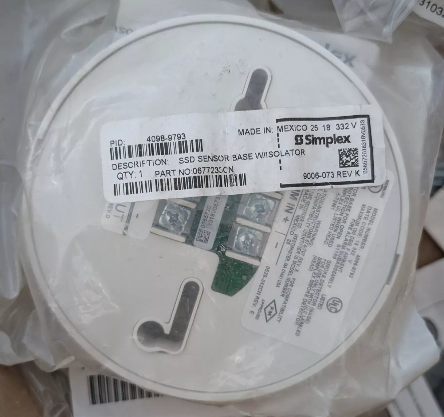Simplex 4098-9793 SSD Sensor Base with Isolator